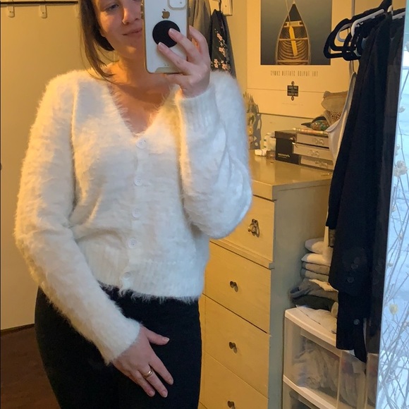 size M White fluffy button up sweater - Picture 3 of 7